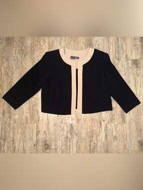 Covington Black Cropped Blazer Size 8 (M)